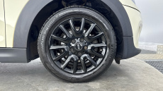 MINI Hatchback 1.5 Cooper Classic II 3dr Petrol Hatchback